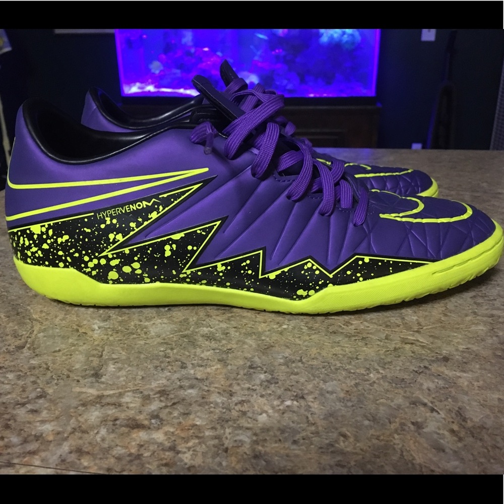 Nike Hypervenom Neon 8.5